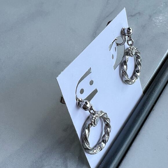 Vintage Silver Drop Hoop Clip-On Earrings Retro Minimalist Jewelry - Picture 3 of 9